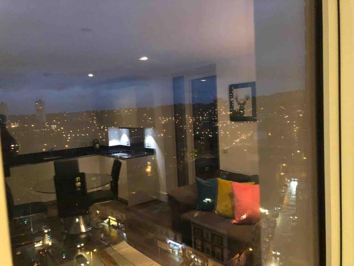 High View Two Bedroom Apartment In Woolwich London Exteriör bild