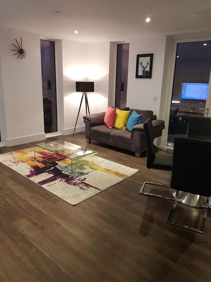 High View Two Bedroom Apartment In Woolwich London Exteriör bild
