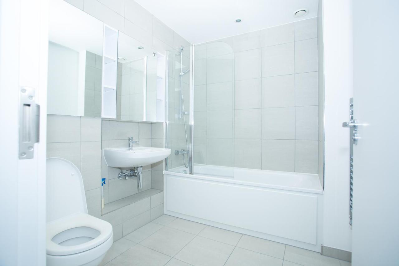 High View Two Bedroom Apartment In Woolwich London Exteriör bild